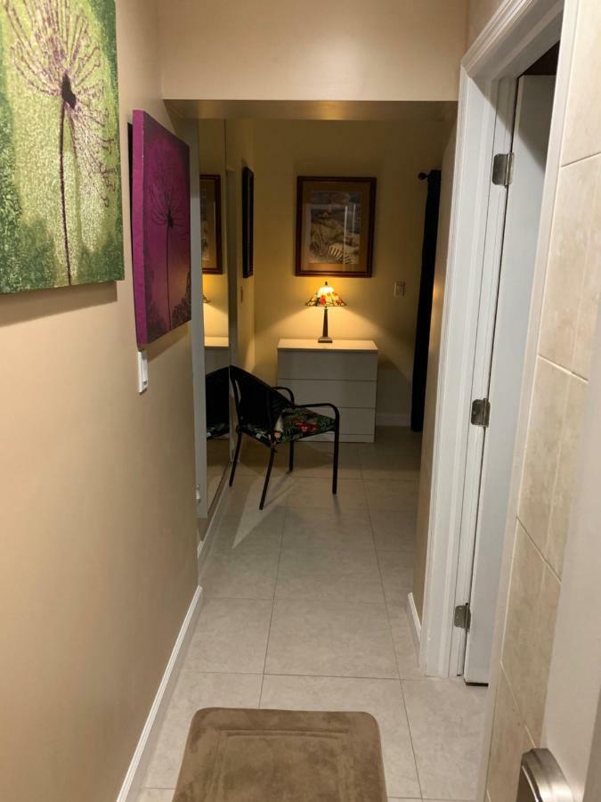 Fantasy Island Inn, Caters To Men Wilton Manors Экстерьер фото